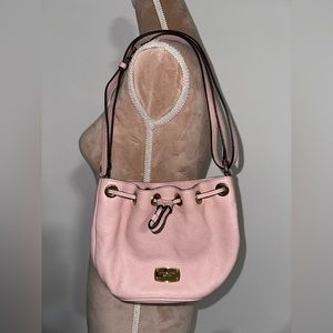 Micheal Kors Bucket Bag